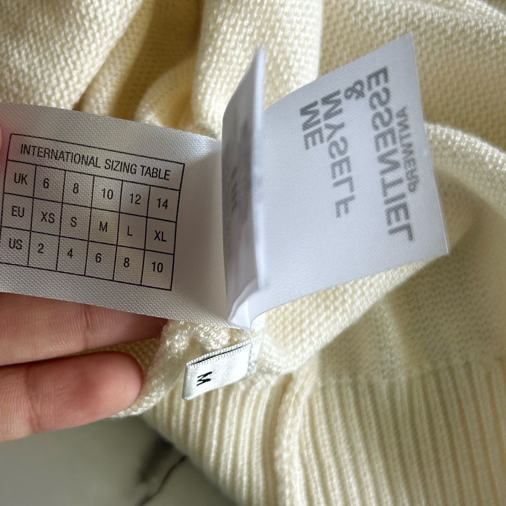 ESSENTIEL ANTWERP Antigua Sweater W/ Lace Collar - Picture 6 of 8